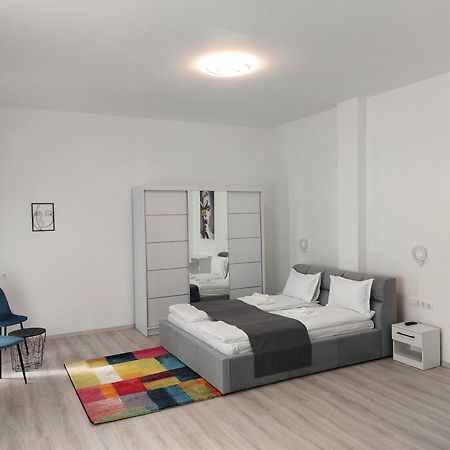 Nomi Ultracentral Apartments Targu Mures Exterior foto